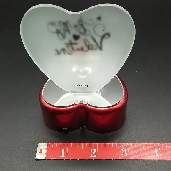 Disney Minnie Mouse "Be My Valentine" Light Up Glass Figurine - Picture 11 of 11